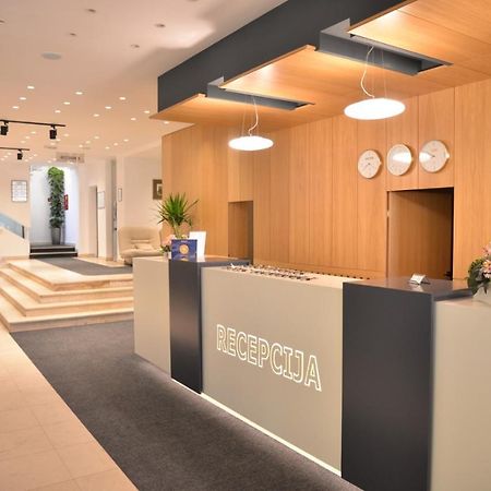 Hotel Pozega Ngoại thất bức ảnh