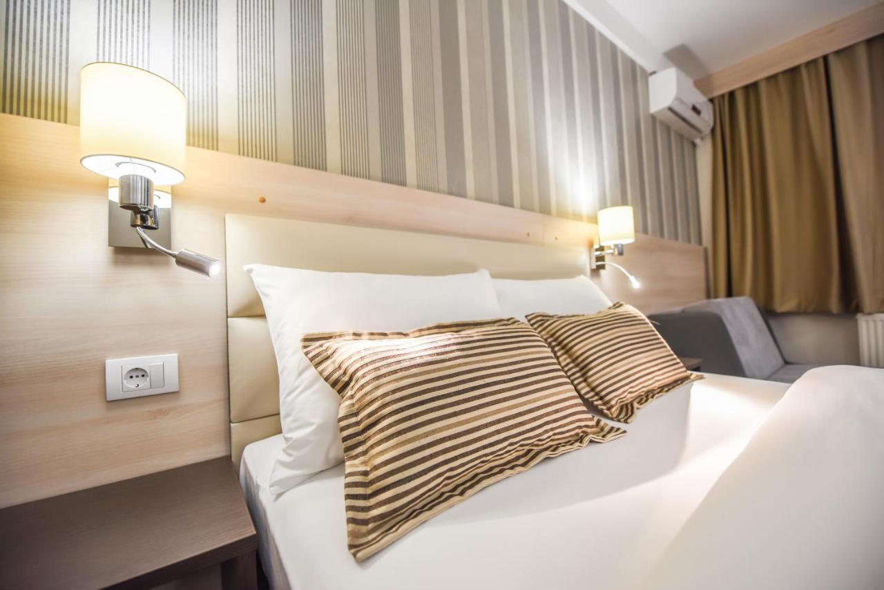 Hotel Pozega Ngoại thất bức ảnh