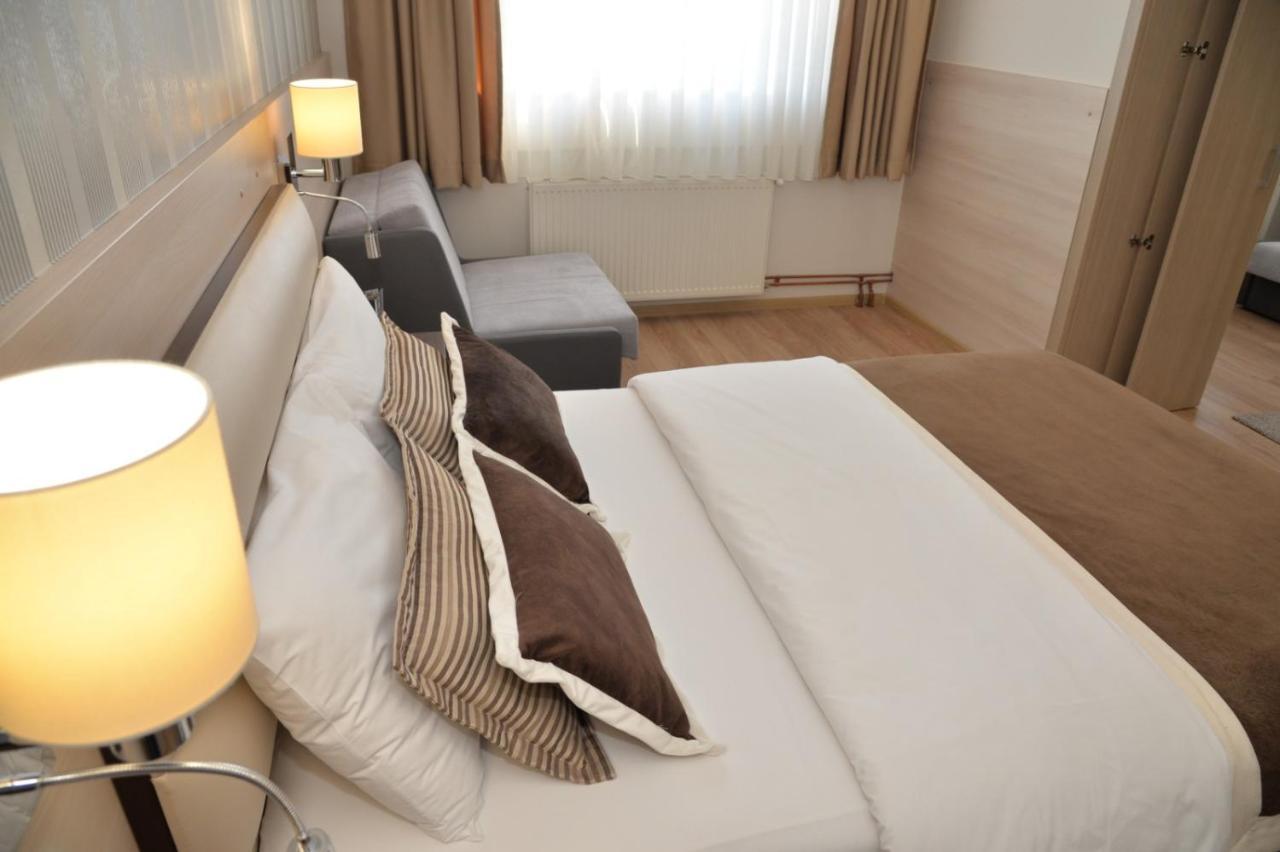 Hotel Pozega Ngoại thất bức ảnh