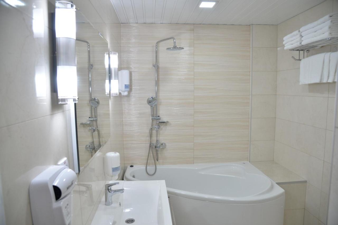 Hotel Pozega Ngoại thất bức ảnh