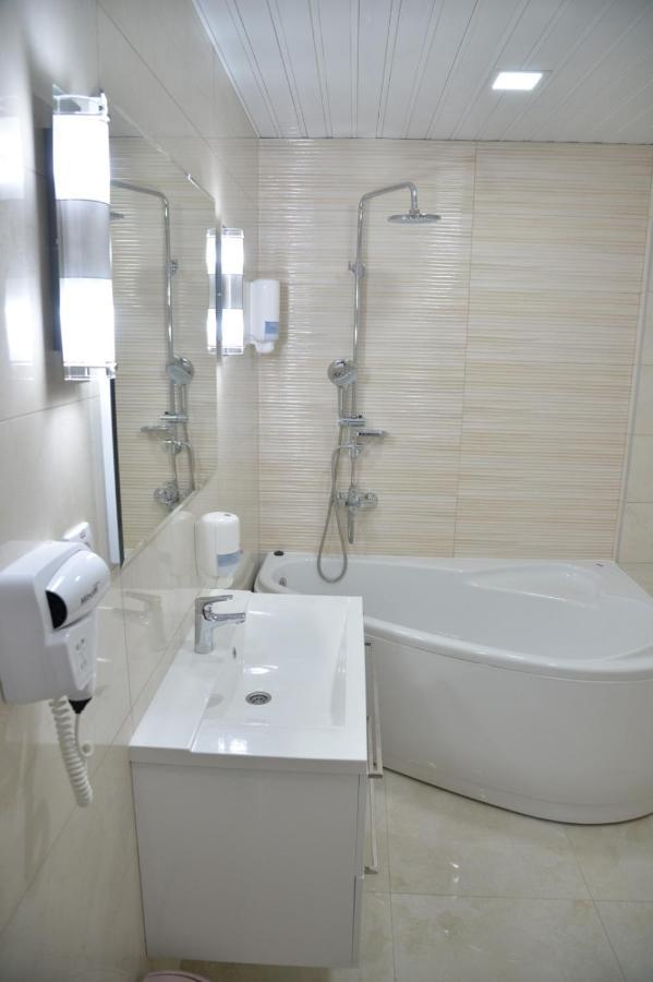 Hotel Pozega Ngoại thất bức ảnh