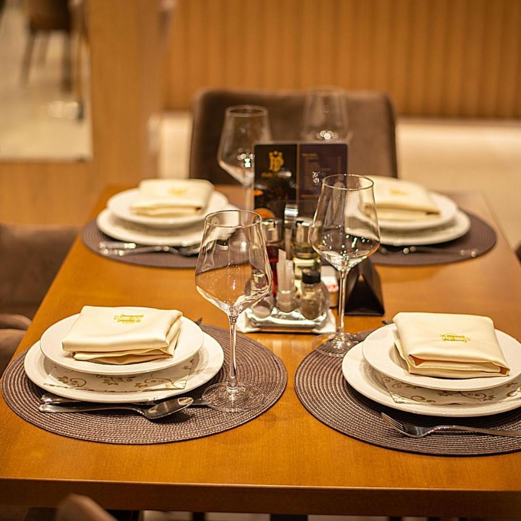 Hotel Pozega Ngoại thất bức ảnh