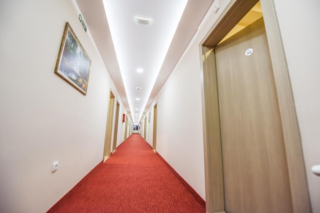 Hotel Pozega Ngoại thất bức ảnh