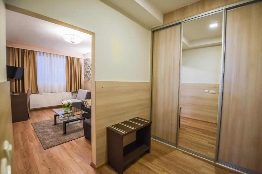 Hotel Pozega Ngoại thất bức ảnh