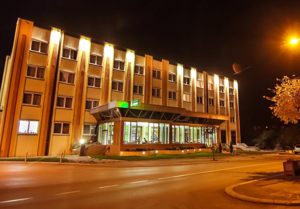Hotel Pozega Ngoại thất bức ảnh